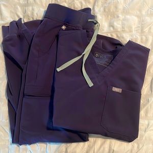 Figs Set In Purple Shadow Zamora Joggers/Catarina Top, Small